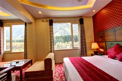 luxury room in Manali
